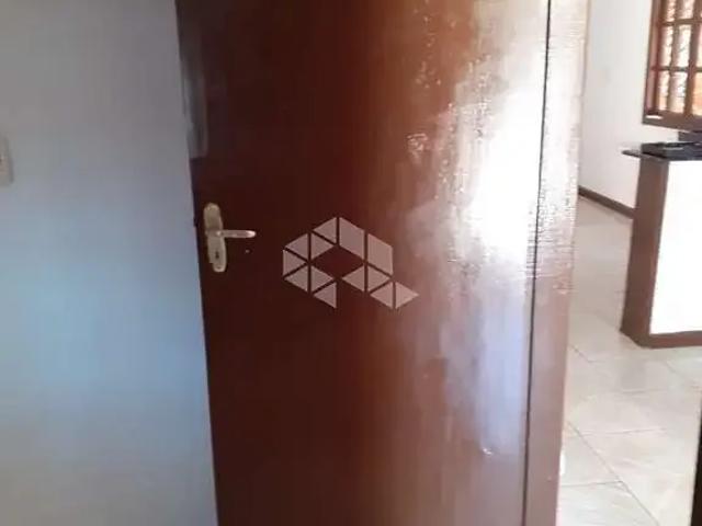 Casa / Sobrado para Venda em Porto Alegre/RS Sarandi 4 Quartos