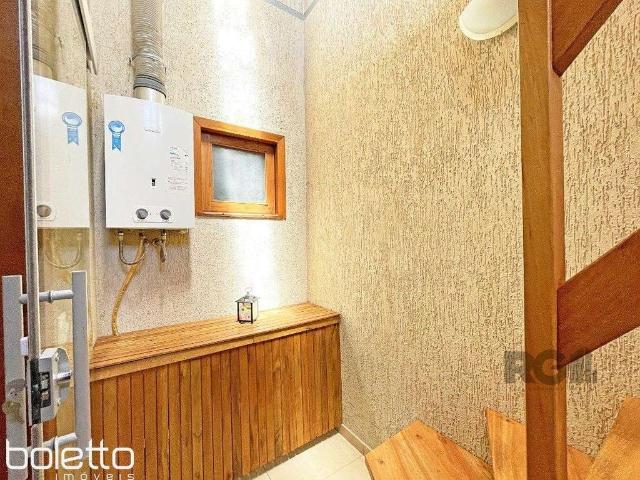 Casa / Sobrado para Venda em Porto Alegre/RS Sarandi 4 Quartos