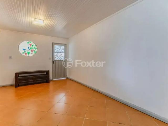 Casa / Sobrado para Venda em Porto Alegre/RS Sarandi 5 Quartos
