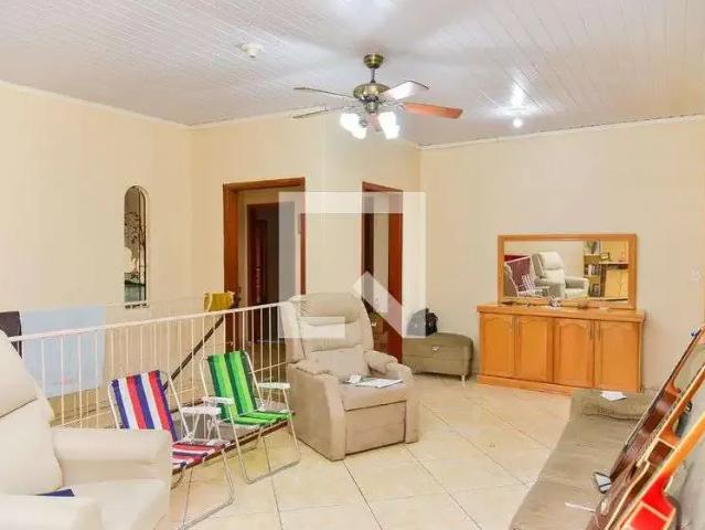 Casa / Sobrado para Venda em Porto Alegre/RS Sarandi 7 Quartos