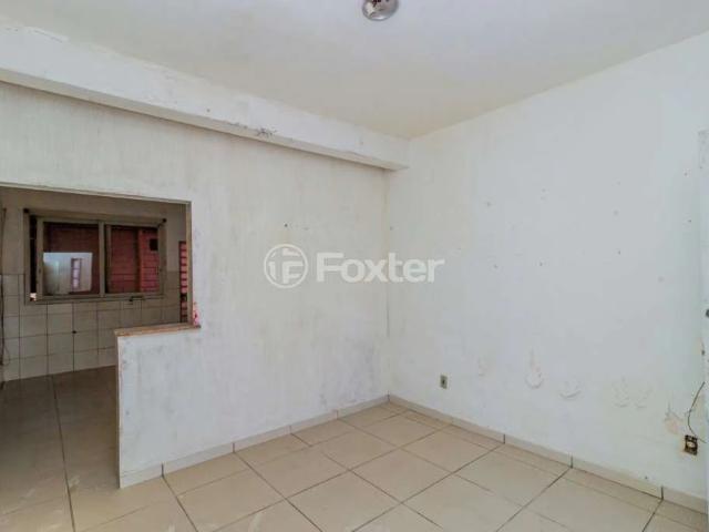 Casa / Sobrado para Venda em Porto Alegre/RS Sarandi 9 Quartos