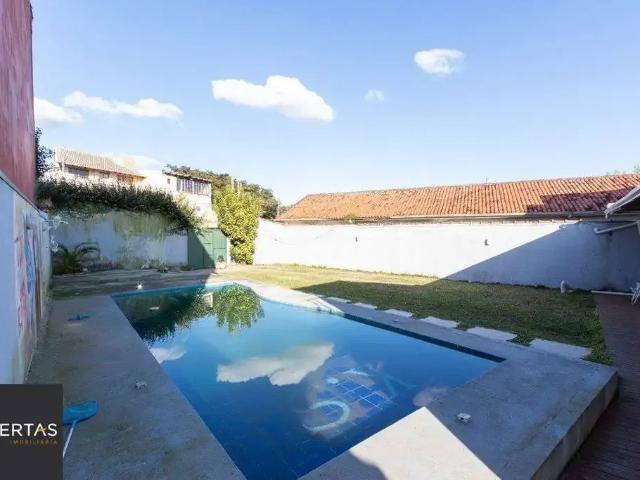 Casa / Sobrado para Venda em Porto Alegre/RS Serraria 4 Quartos