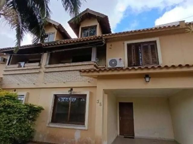 Casa / Sobrado para Venda em Porto Alegre/RS Serraria 4 Quartos