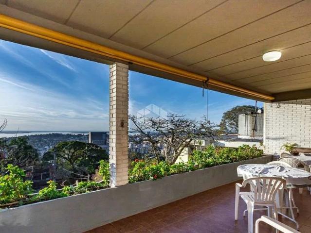 Casa / Sobrado para Venda em Porto Alegre/RS Sétimo Céu 4 Quartos