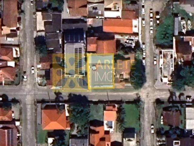 Casa / Sobrado para Venda em Porto Belo/SC Centro 2 Quartos