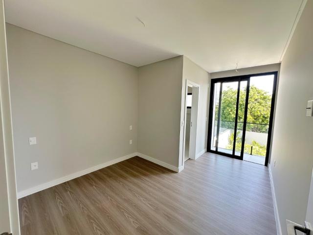 Casa / Sobrado para Venda em Porto Belo/SC Balneário Perequê 3 Quartos