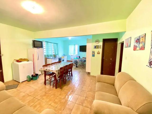Casa / Sobrado para Venda em Porto Belo/SC Balneário Perequê 3 Quartos