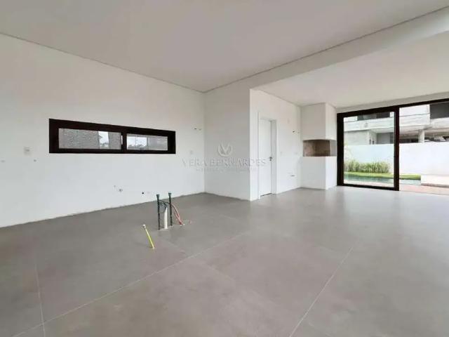 Casa / Sobrado para Venda em Porto Belo/SC Balneário Perequê 3 Quartos