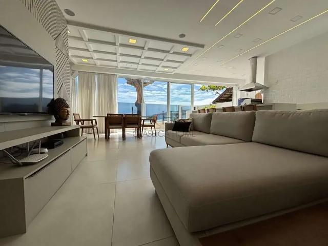 Casa / Sobrado para Venda em Porto Belo/SC Balneário Perequê 4 Quartos