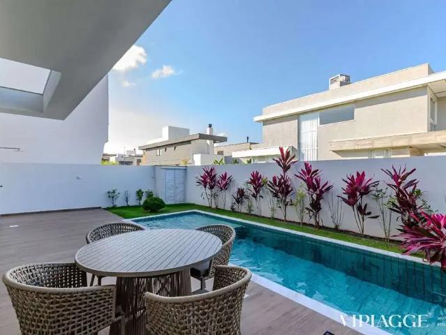 Casa / Sobrado para Venda em Porto Belo/SC Jardim Dourado 3 Quartos