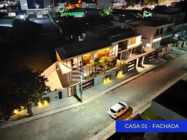 Casa / Sobrado para Venda em Porto Belo/SC Vila Nova 3 Quartos