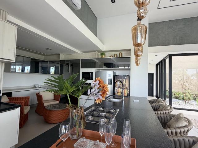 Casa / Sobrado para Venda em Porto Rico/PR Centro 5 Quartos