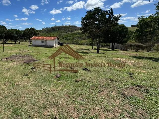 Casa / Sobrado para Venda em Porangaba/SP Área Rural de Porangaba