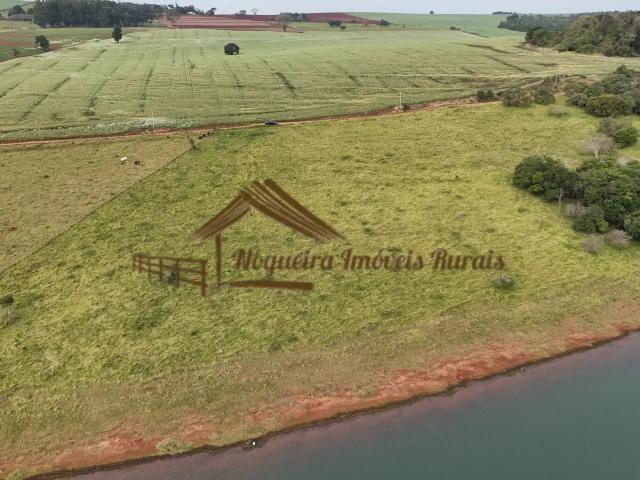 Casa / Sobrado para Venda em Porangaba/SP Área Rural de Porangaba
