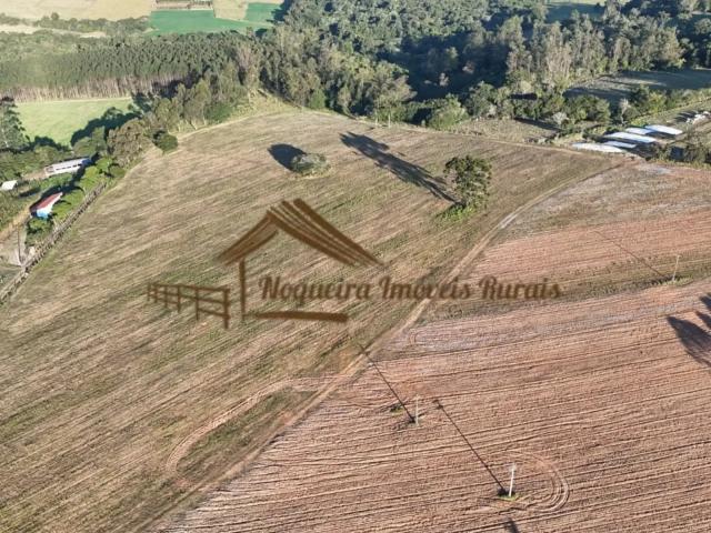 Casa / Sobrado para Venda em Porangaba/SP Área Rural de Porangaba