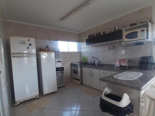 Casa / Sobrado para Venda em Porangaba/SP Centro 5 Quartos