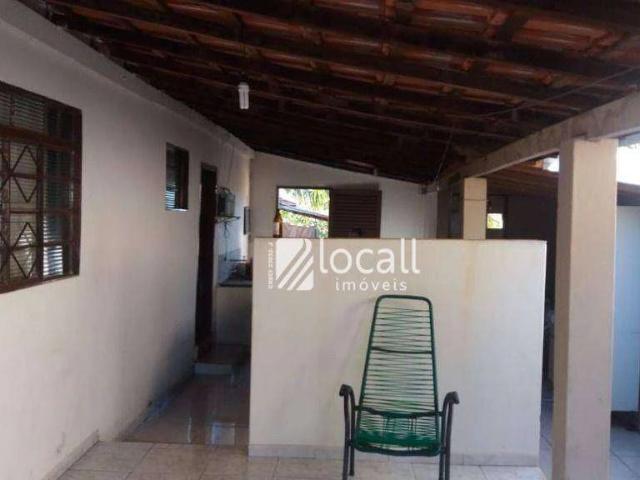 Casa / Sobrado para Venda em Potirendaba/SP Centro 3 Quartos