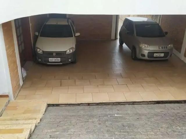 Casa / Sobrado para Venda em Pouso Alegre/MG Alfredo Custódio de Paula 10 Quartos
