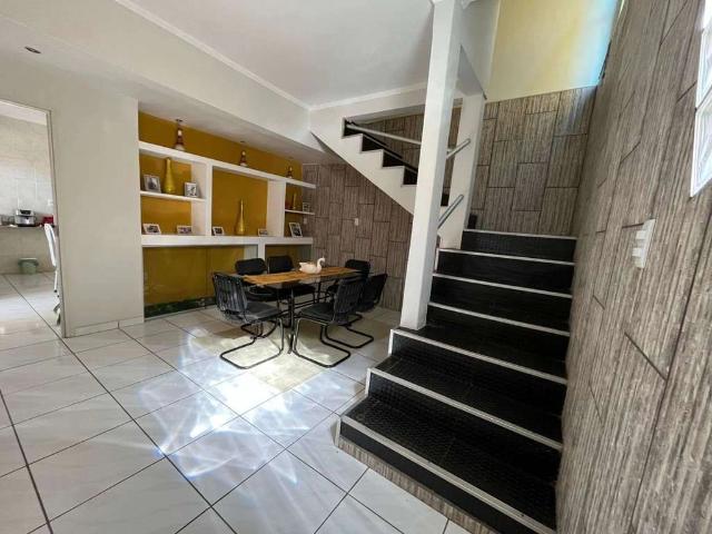 Casa / Sobrado para Venda em Pouso Alegre/MG Boa Vista 3 Quartos