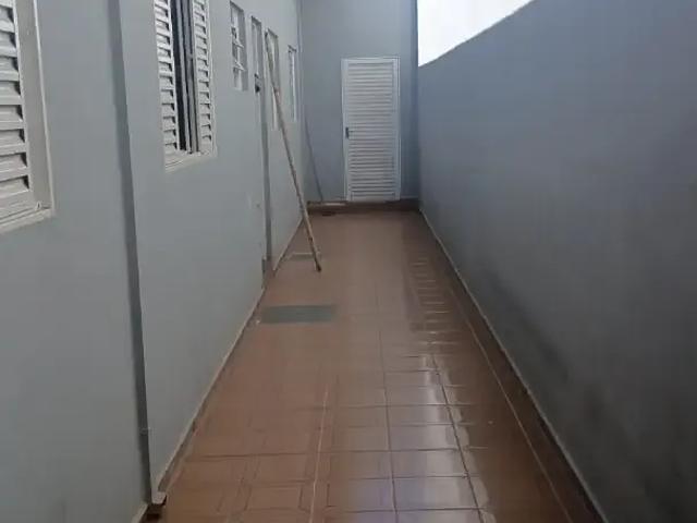 Casa / Sobrado para Venda em Pouso Alegre/MG Centro 3 Quartos