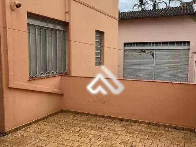 Casa / Sobrado para Venda em Pouso Alegre/MG Centro 3 Quartos