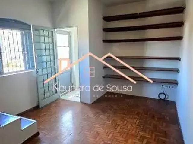 Casa / Sobrado para Venda em Pouso Alegre/MG Centro 2 Quartos