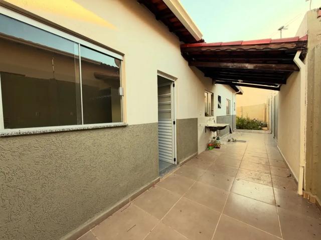 Casa / Sobrado para Venda em Pouso Alegre/MG Cidade Vergani 2 Quartos