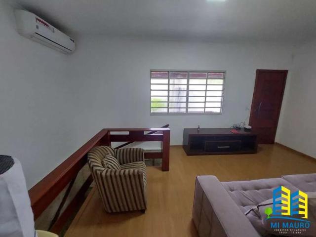 Casa / Sobrado para Venda em Pouso Alegre/MG Colinas de Santa Bárbara 3 Quartos