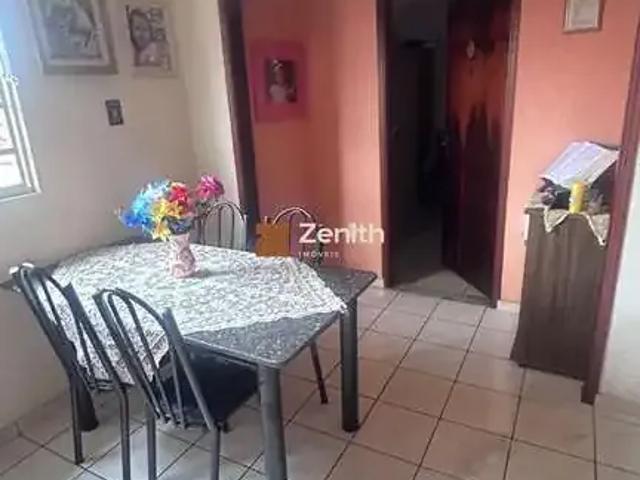 Casa / Sobrado para Venda em Pouso Alegre/MG Jardim América 3 Quartos