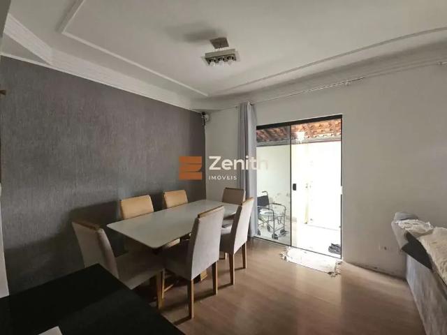 Casa / Sobrado para Venda em Pouso Alegre/MG Jardim Paraíso 2 Quartos