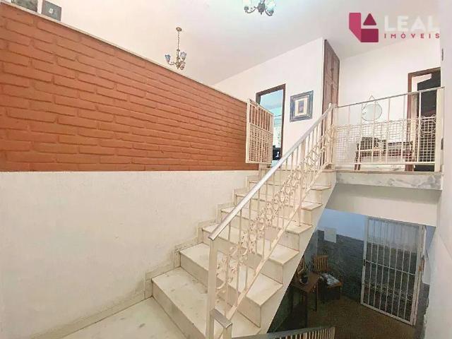 Casa / Sobrado para Venda em Pouso Alegre/MG Medicina 3 Quartos