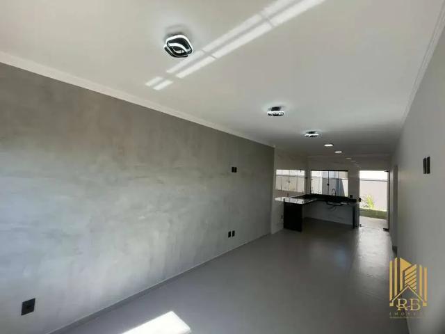 Casa / Sobrado para Venda em Pouso Alegre/MG Parque Real 3 Quartos