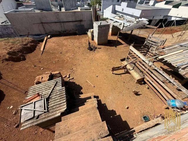 Casa / Sobrado para Venda em Pouso Alegre/MG Parque Real 3 Quartos