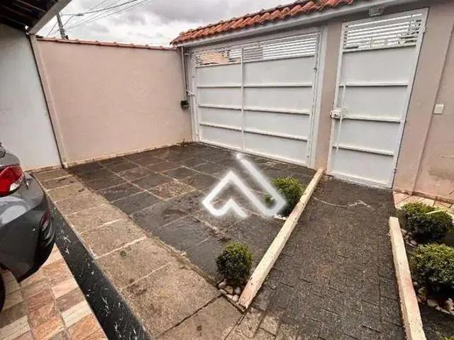Casa / Sobrado para Venda em Pouso Alegre/MG Pousada do Sol 3 Quartos