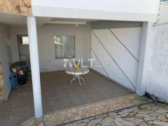 Casa / Sobrado para Venda em Pouso Alegre/MG Pousada dos Campos I 3 Quartos