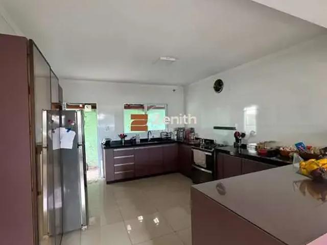 Casa / Sobrado para Venda em Pouso Alegre/MG Residencial Nossa Senhora do Pilar 4 Quartos