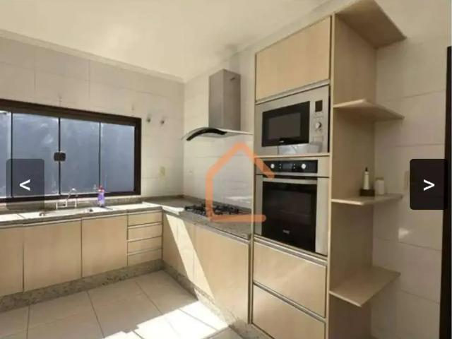 Casa / Sobrado para Venda em Pouso Alegre/MG Residencial Santa Rita II 3 Quartos