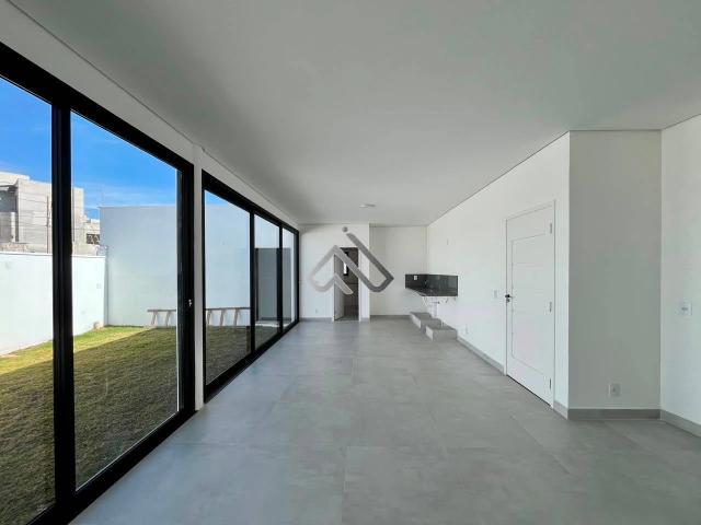 Casa / Sobrado para Venda em Pouso Alegre/MG Residencial Serra Morena 3 Quartos