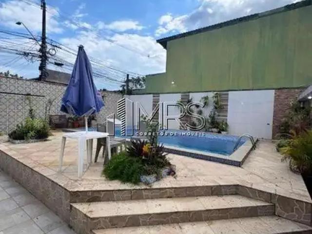 Casa / Sobrado para Venda em Praia Grande/SP Tude Bastos Sítio do Campo 4 Quartos