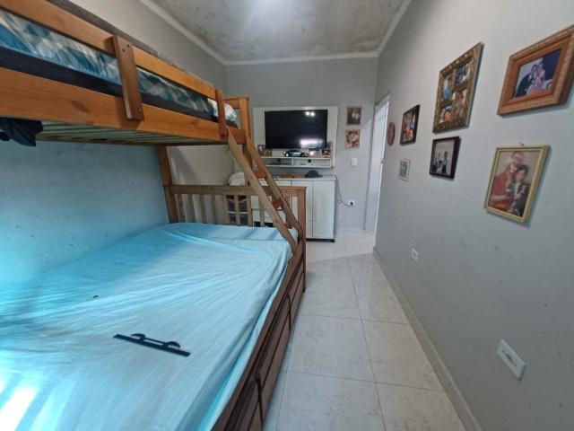 Casa / Sobrado para Venda em Praia Grande/SP Tupi 3 Quartos