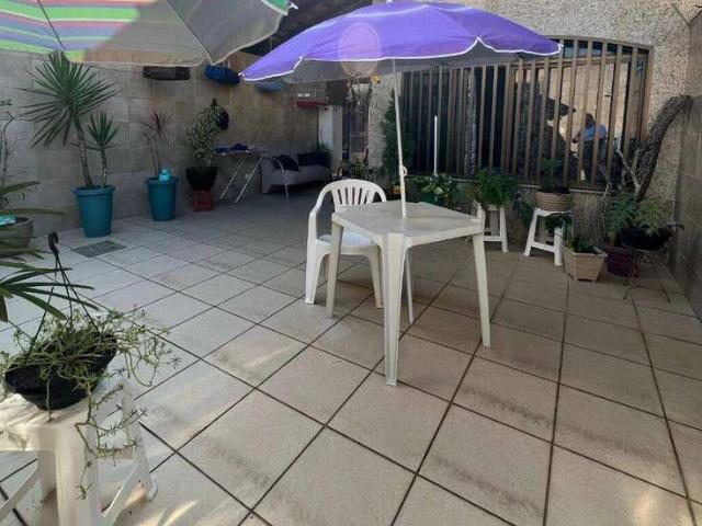 Casa / Sobrado para Venda em Praia Grande/SP Tupi 2 Quartos