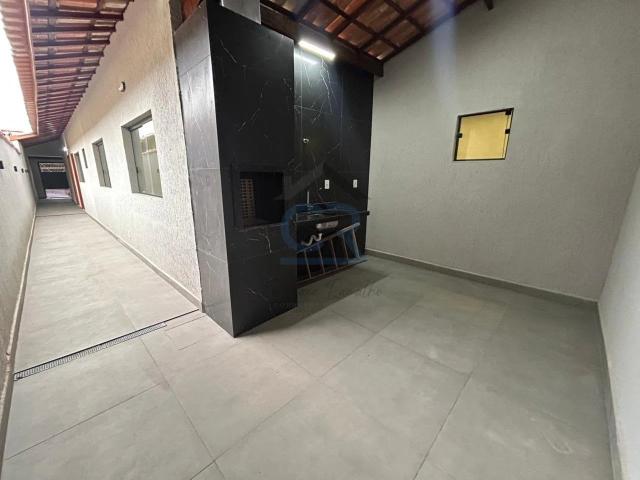 Casa / Sobrado para Venda em Praia Grande/SP Tupi 2 Quartos