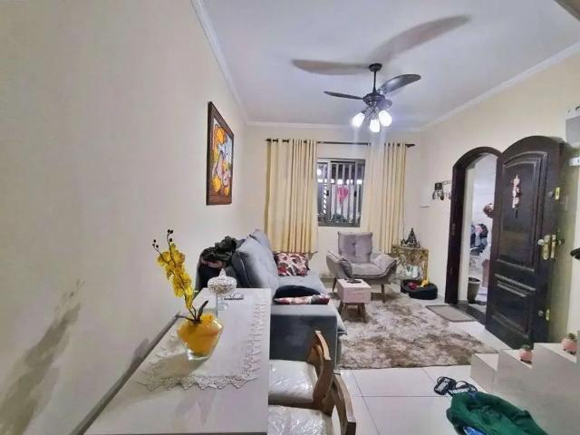 Casa / Sobrado para Venda em Praia Grande/SP Tupi 2 Quartos