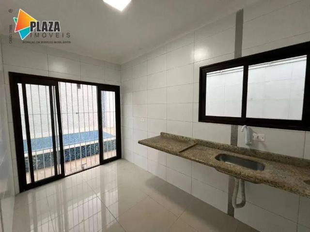 Casa / Sobrado para Venda em Praia Grande/SP Tupi 2 Quartos