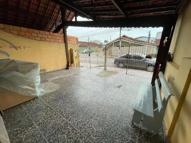 Casa / Sobrado para Venda em Praia Grande/SP Tupi 2 Quartos
