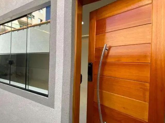 Casa / Sobrado para Venda em Praia Grande/SP Tupi 2 Quartos