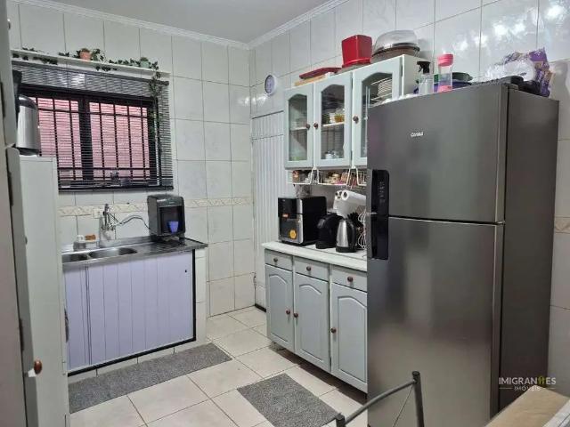 Casa / Sobrado para Venda em Praia Grande/SP Tupi 2 Quartos