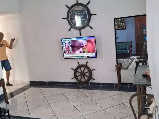 Casa / Sobrado para Venda em Praia Grande/SP Tupi 2 Quartos