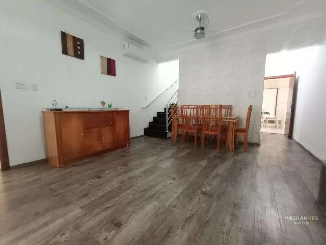 Casa / Sobrado para Venda em Praia Grande/SP Tupi 3 Quartos