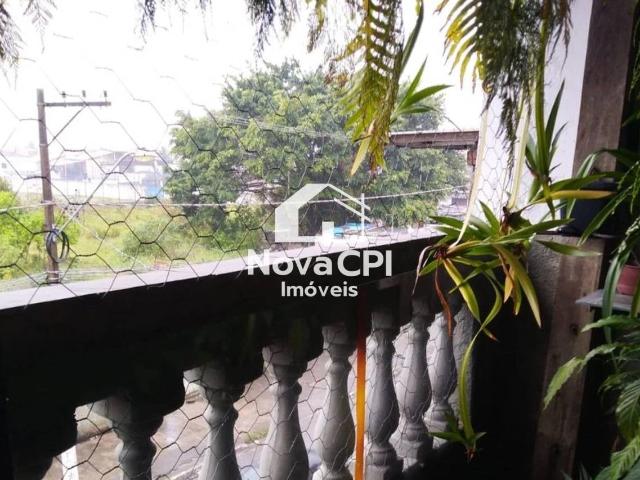 Casa / Sobrado para Venda em Praia Grande/SP Tupi 3 Quartos